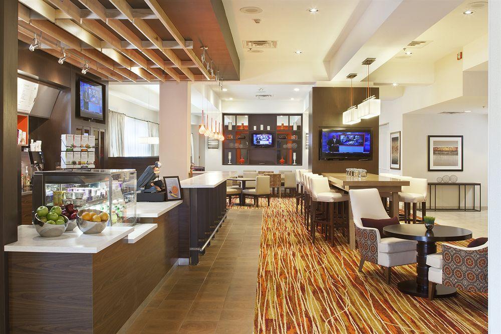 Hotel Courtyard By Marriott Pueblo Exterior foto