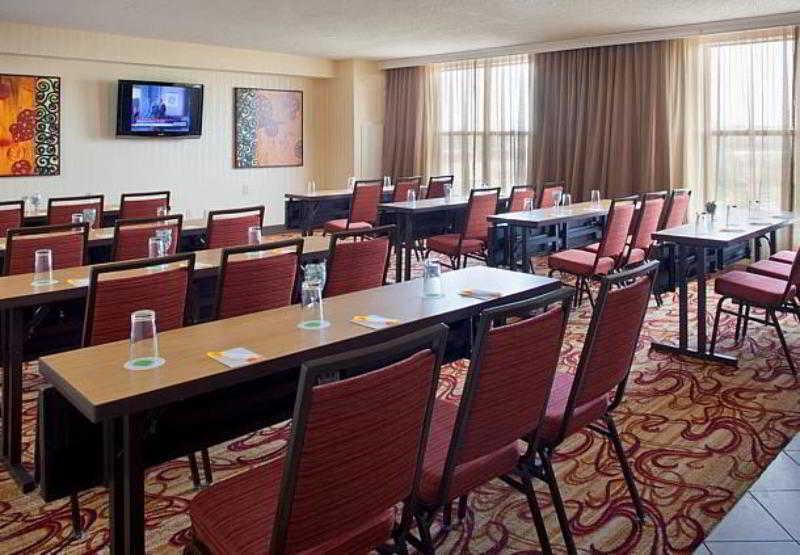 Hotel Courtyard By Marriott Pueblo Exterior foto